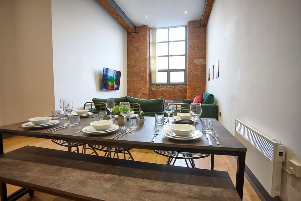 The Larimar Suite Apartment in Manchester