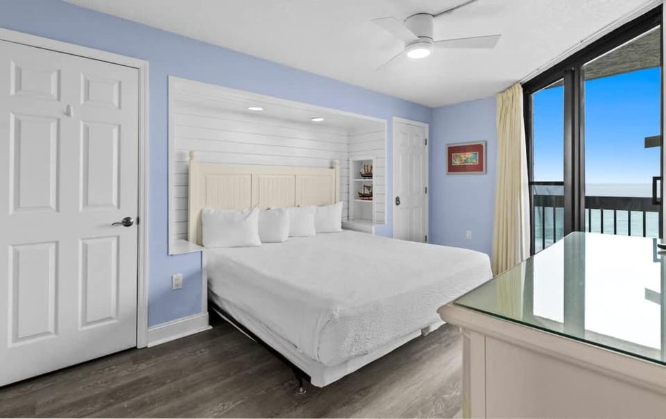 SunDestin Resort Unit 1718 House in Destin