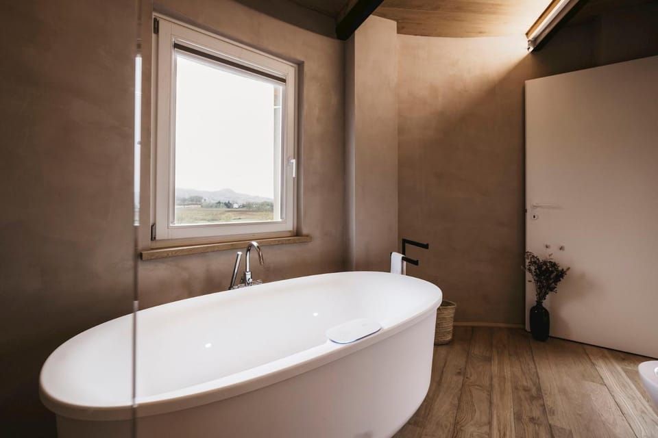 Bathroom, Bath