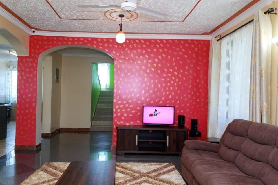 Kerith Springs Family Holiday home Bamburi Msa House in Mombasa