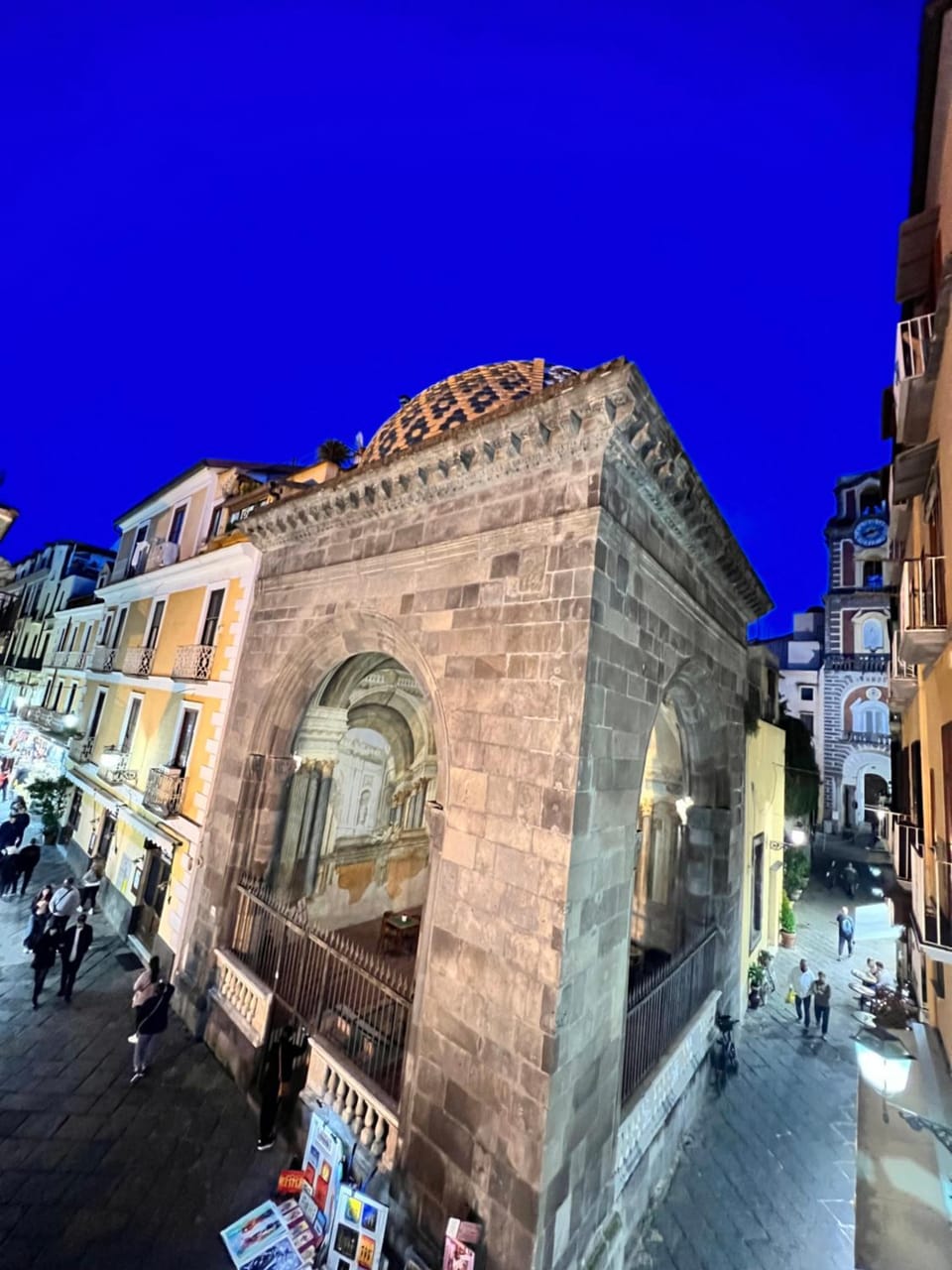 Nearby landmark, Landmark view
