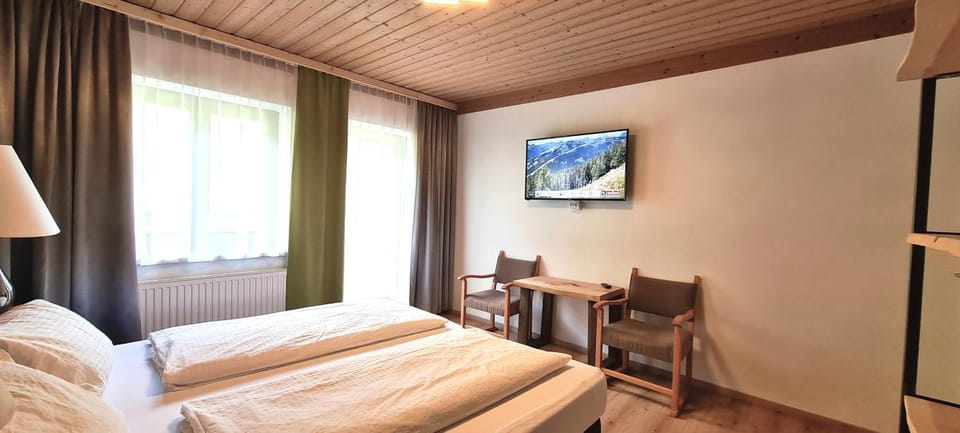 Haus Tannenblick - Joker Card included in summer Apartment in Salzburgerland