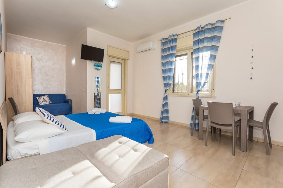 Property building, Living room, Bedroom