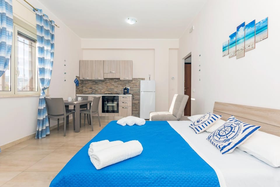 Property building, Living room, Bedroom