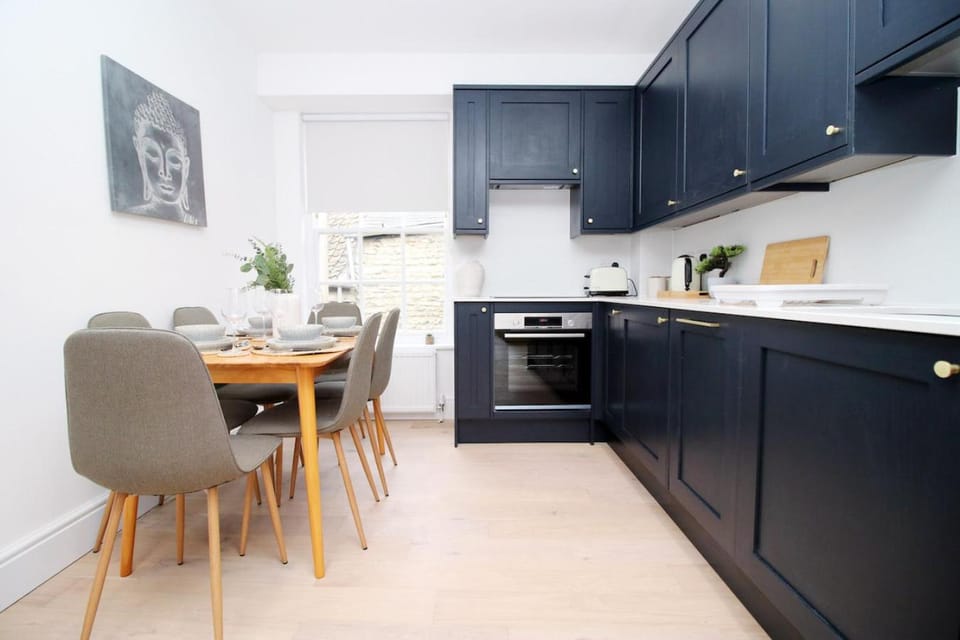 Heart of Bath: Kingsmead Apartment Apartment in Bath