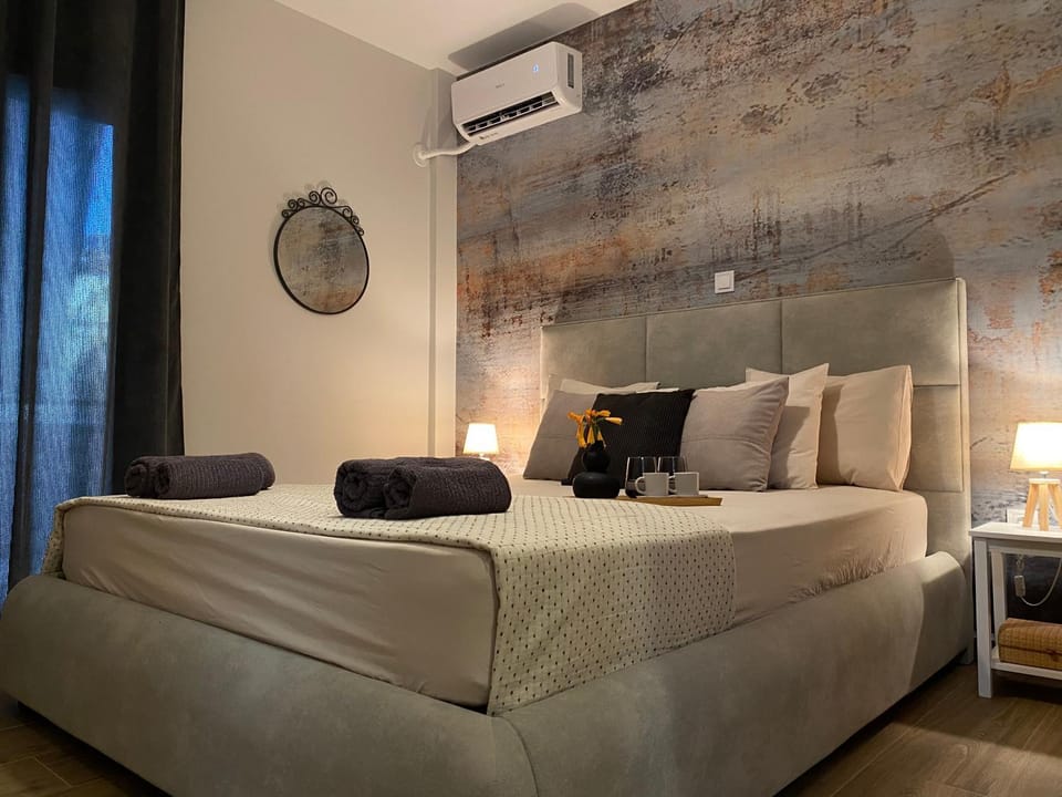 Bed, Bedroom, air conditioner