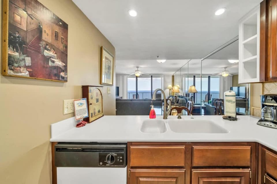 One Seagrove Place 1408 House in South Walton County