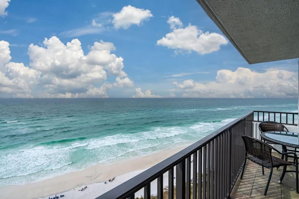 One Seagrove Place 1208 House in South Walton County