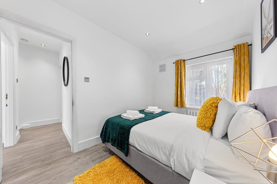 Flourish Apartments-Sutton-House Apartment in London