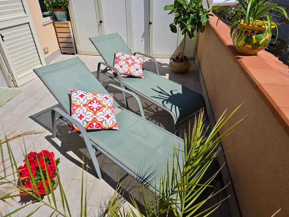 Day, Garden, View (from property/room), Balcony/Terrace, Garden view