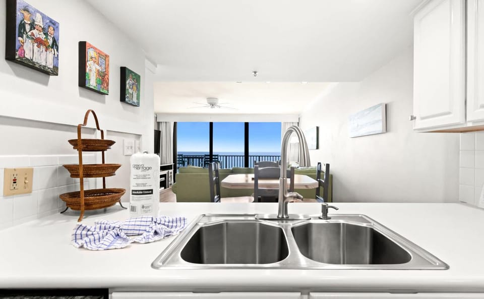 One Seagrove Place 1206 House in South Walton County