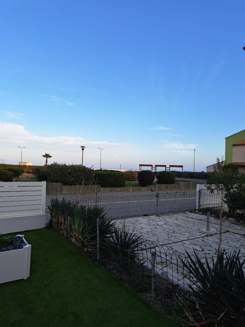 Garden, Sea view