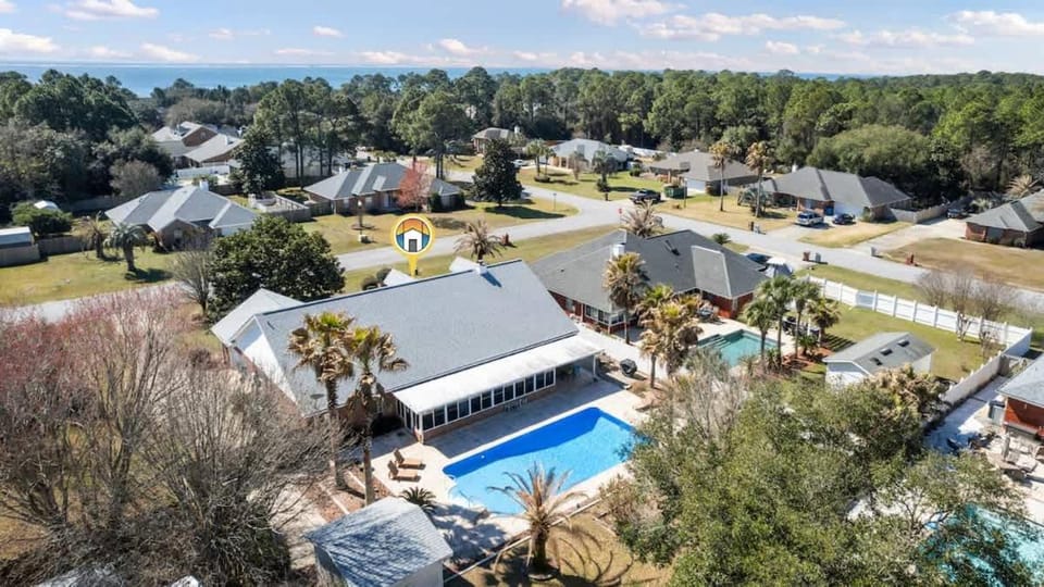 Stealing Happy Hours House in Alabama