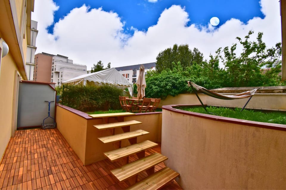 Day, Garden, Balcony/Terrace, Garden view