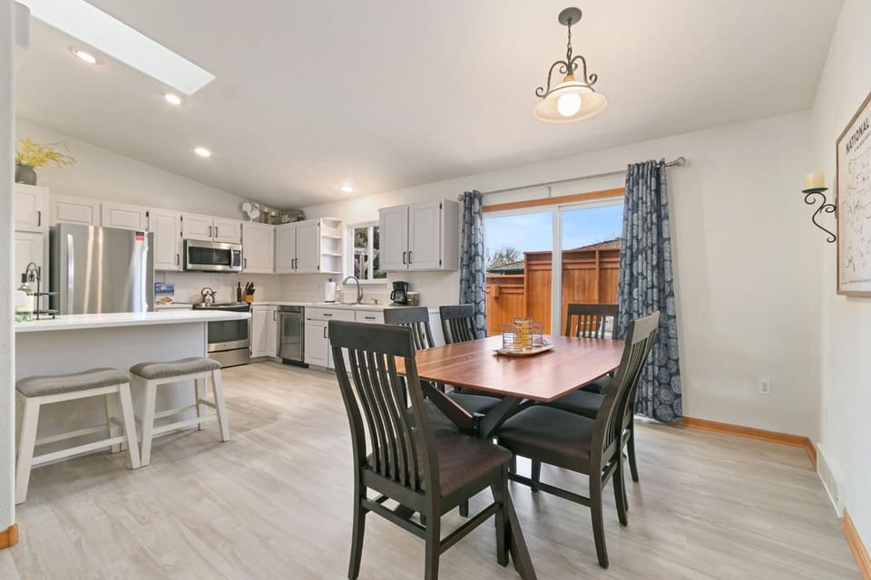 Colorado Mountain Retreat - Easy access to RMNP! House in Loveland