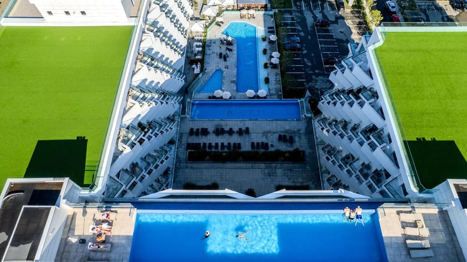 Day, Bird's eye view, Pool view, Swimming pool