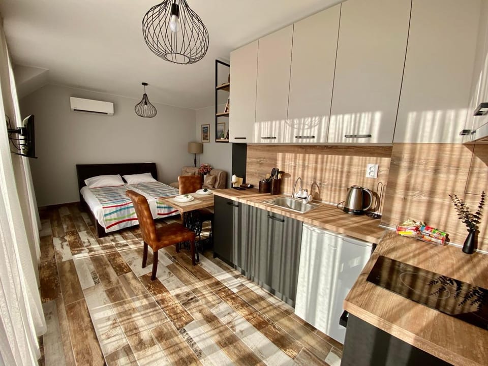 Kitchen or kitchenette, Living room, Dining area
