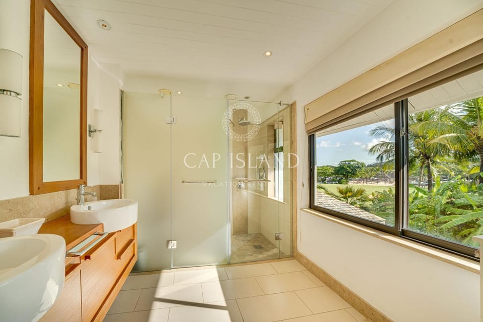 Shower, Bathroom, Mountain view