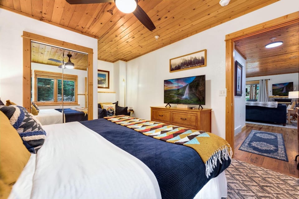 Bugle Pointe B08 by Estes Park Condos Apartment in Estes Park