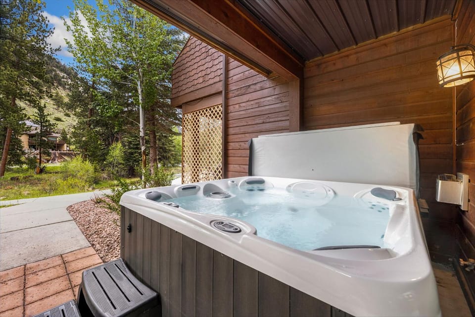 Bugle Pointe B08 by Estes Park Condos Apartment in Estes Park
