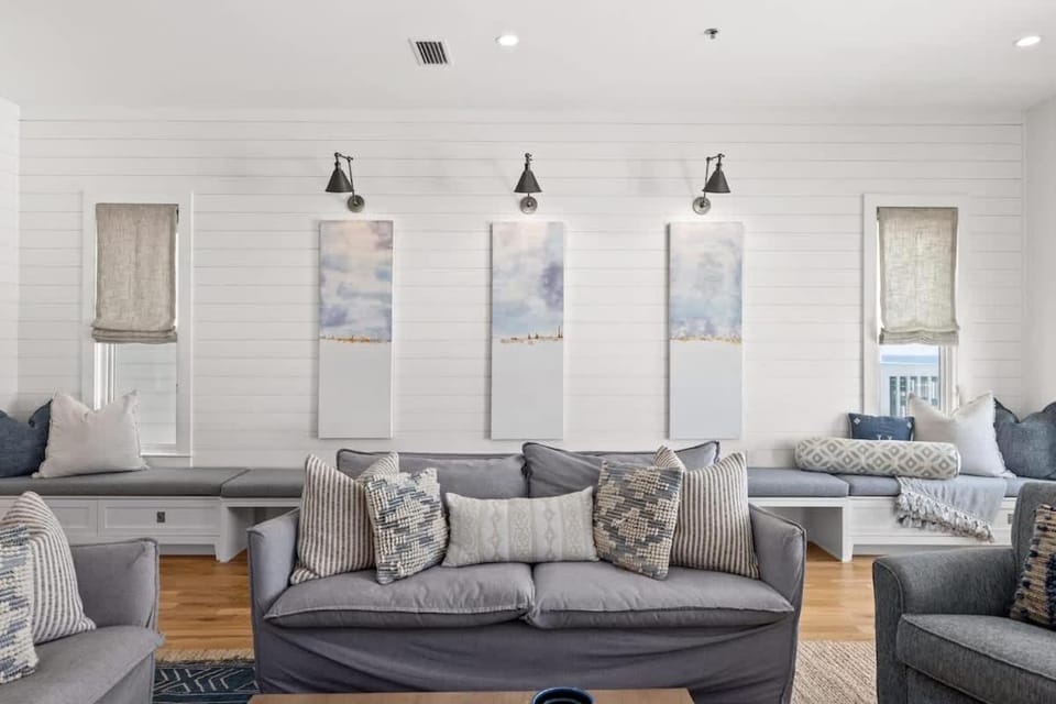 Laguna Loafin' House in Laguna Beach