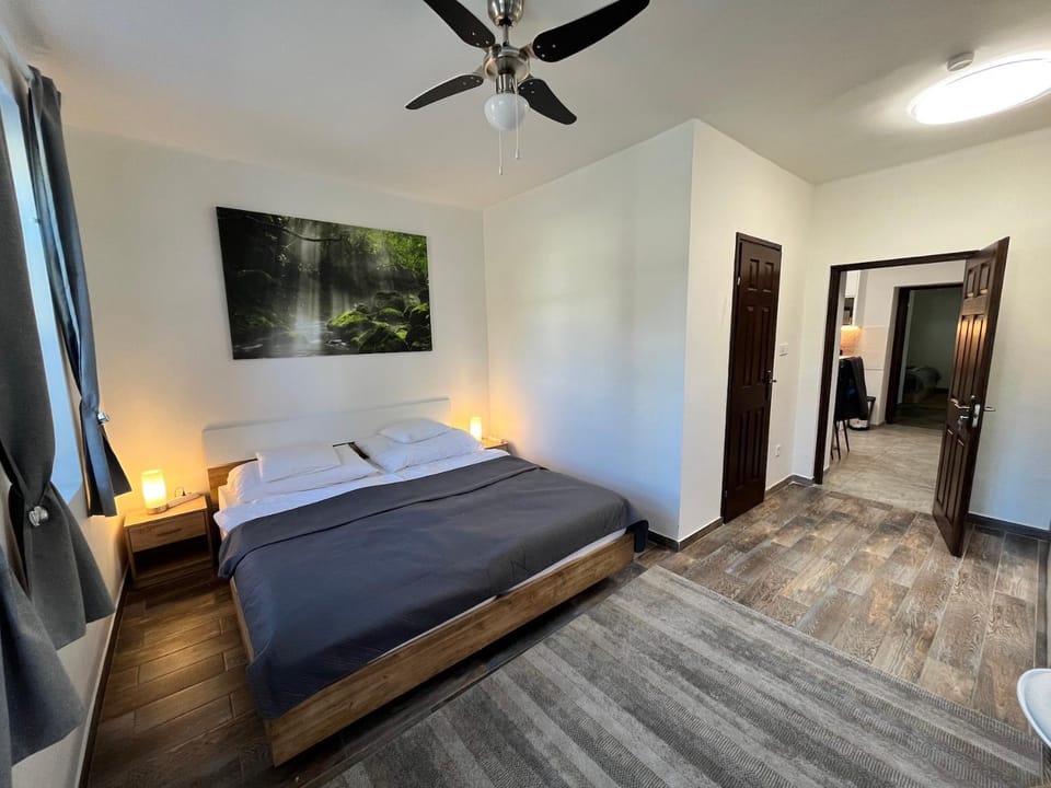 Photo of the whole room, Bedroom, room service, room service