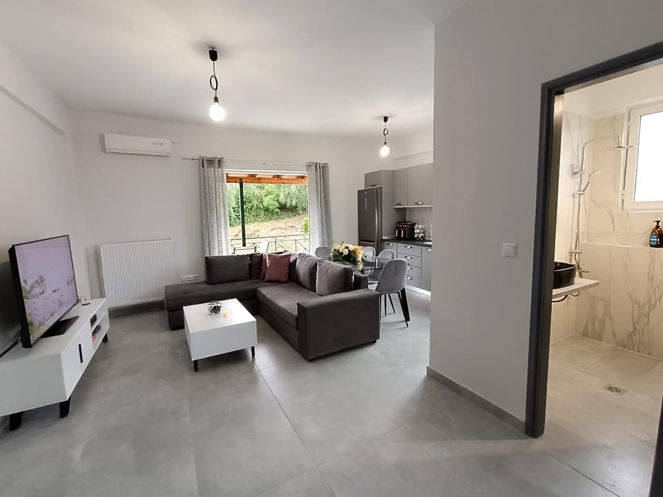 Bathroom, Living room