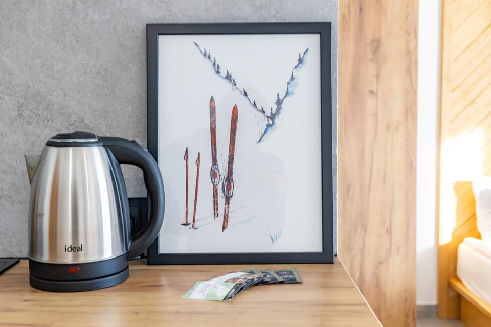 Coffee/tea facilities, Kitchen or kitchenette, Decorative detail
