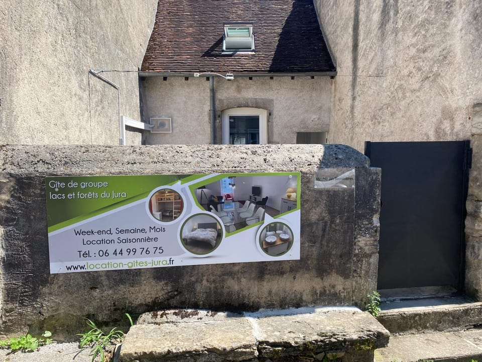 Gite de groupe lacs et forêt du jura - SPA et Sauna Privatif - Orgelet House in Jura