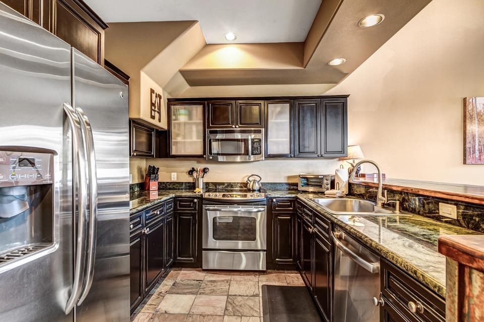 Corral 201S by Great Western Lodging Apartment in Breckenridge