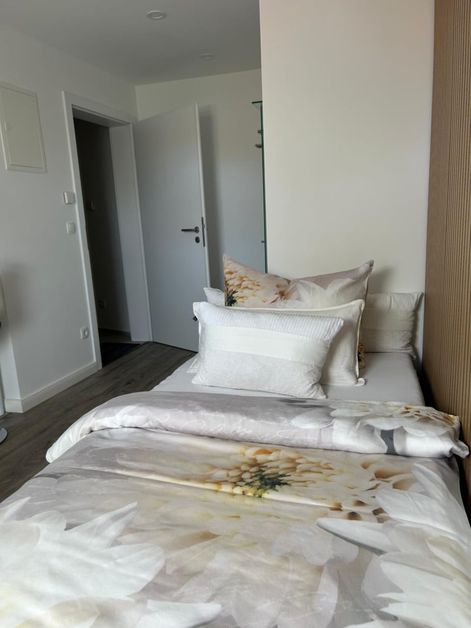 Zimmer mit Küche und Bad Vacation rental in Lower Saxony, Germany
