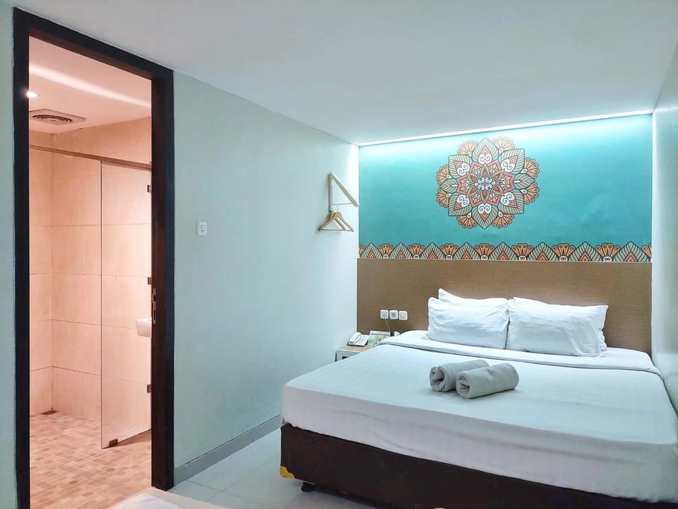 Bedroom, towels