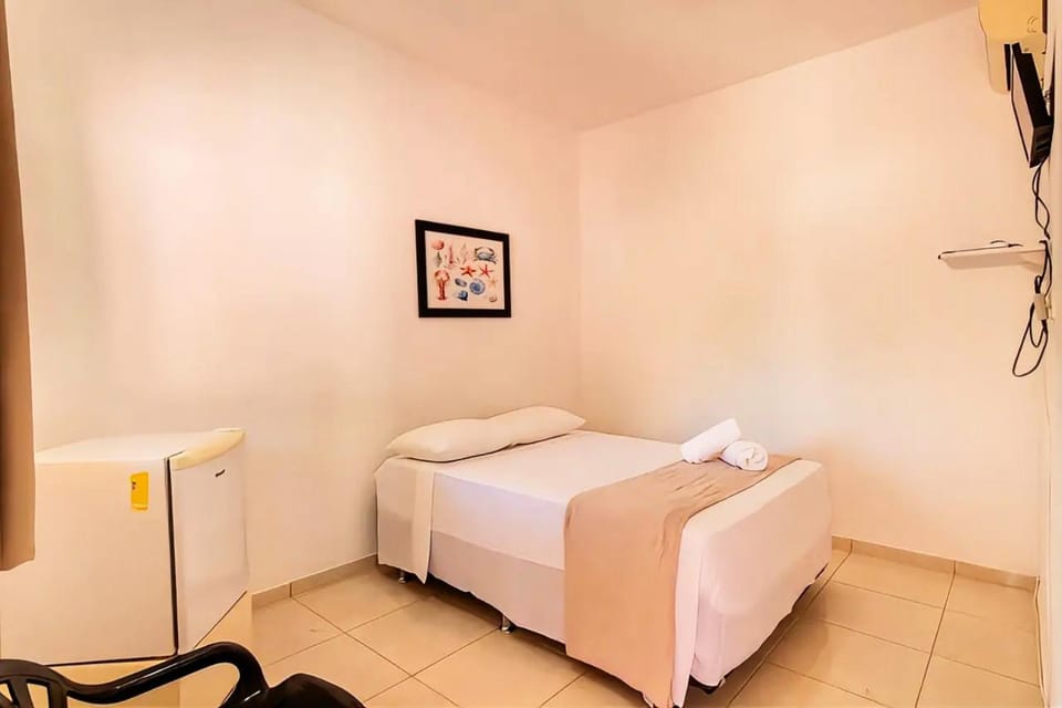 Bed, TV and multimedia, Photo of the whole room, Bedroom, minibar