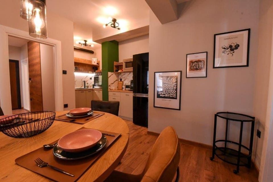 TV and multimedia, Kitchen or kitchenette, Dining area, minibar
