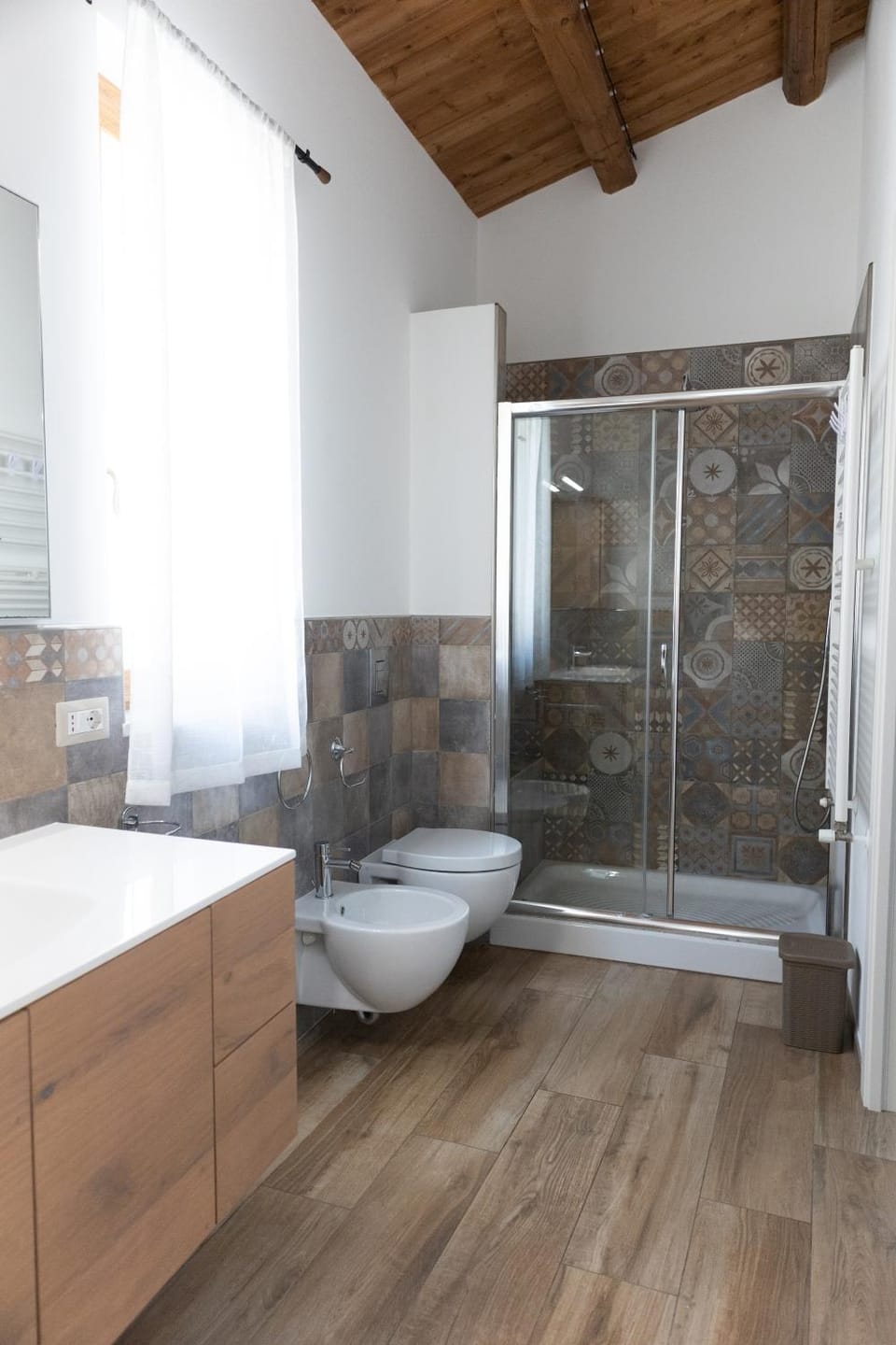 Toilet, Bath