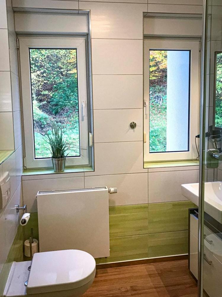 Toilet, Bathroom