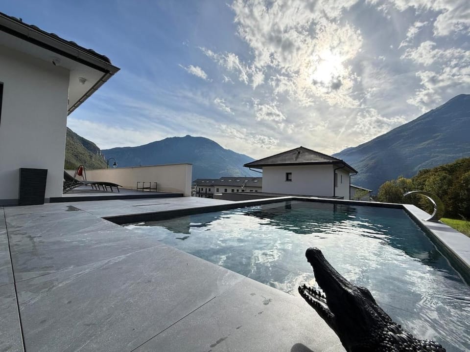 Pool view, Swimming pool