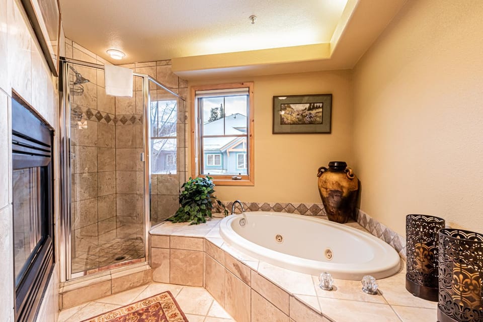 Los Pinos 21A by Great Western Lodging House in Breckenridge