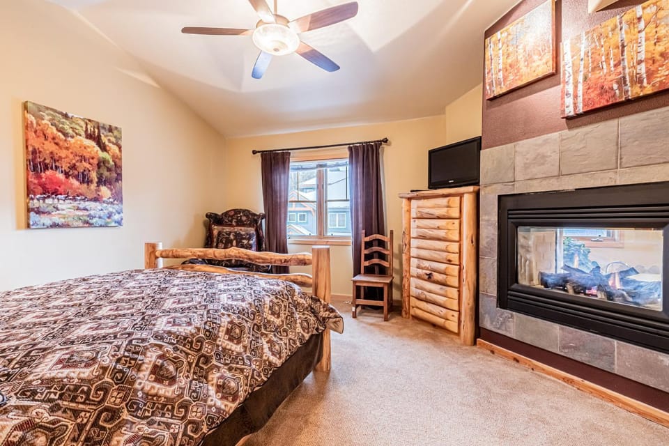 Los Pinos 21A by Great Western Lodging House in Breckenridge