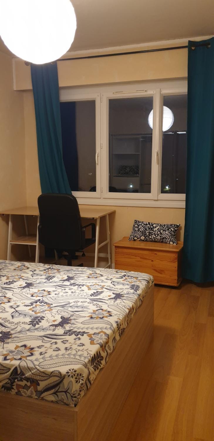 Le Skyline - 3 Chambres Indépendantes, lits doubles Vacation rental in Saint-Herblain