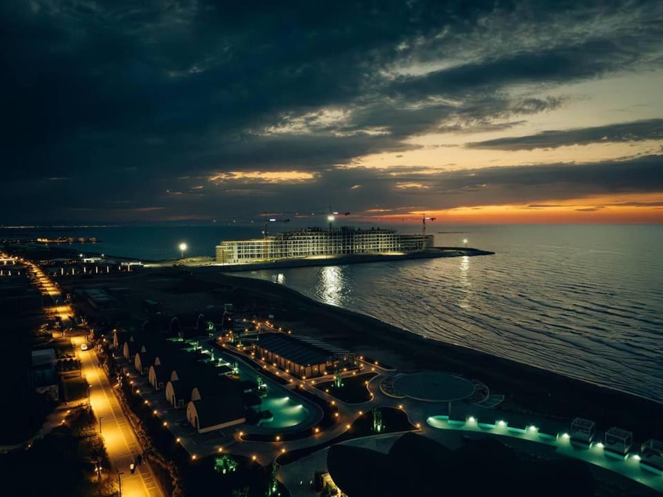 Sea Breeze Baku Apartment in Baku, Azerbaijan