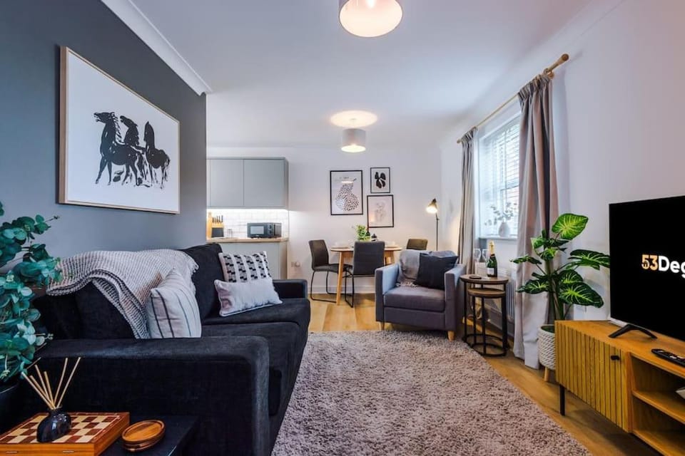 TV and multimedia, Living room, Seating area