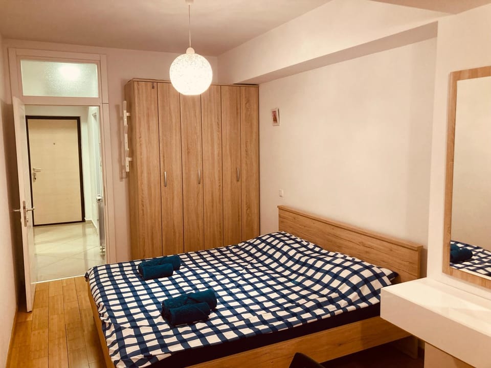Bed, Bedroom, wardrobe
