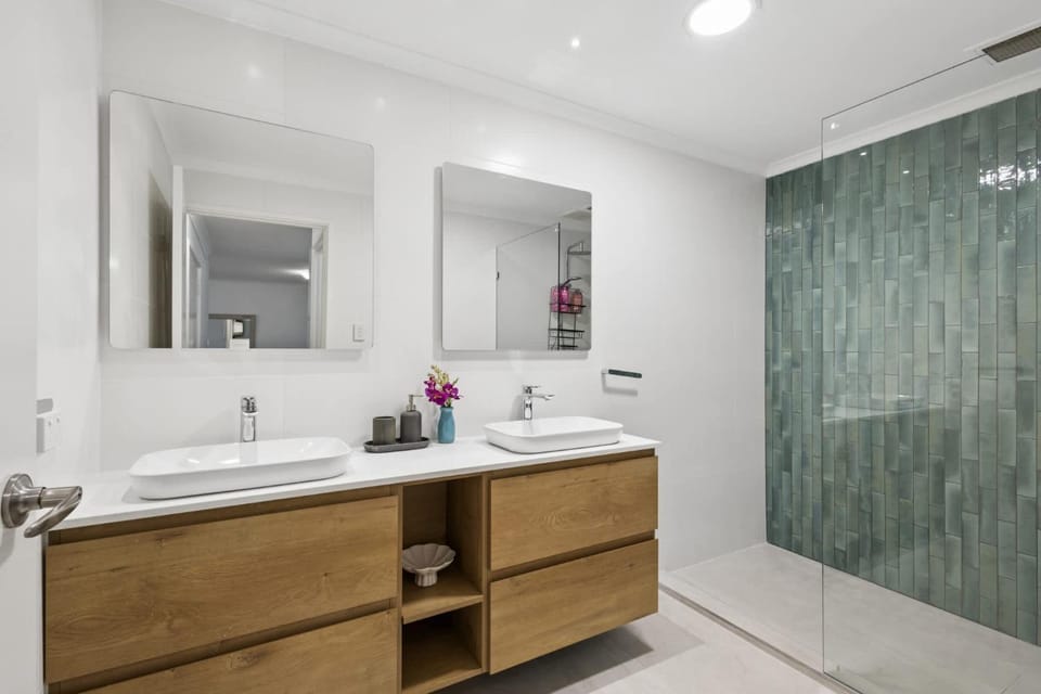 Stylish apt in the heart of Perth City Apartment in Perth