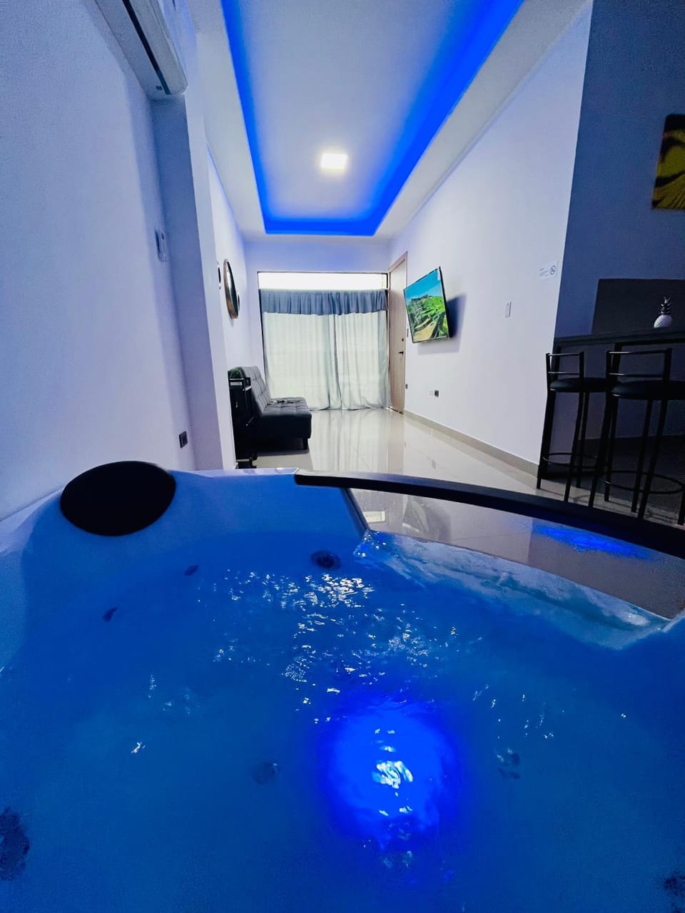 Suite Jacuzzi - Piso 2 - A 10min Consulado Americano Apartment in Guayaquil
