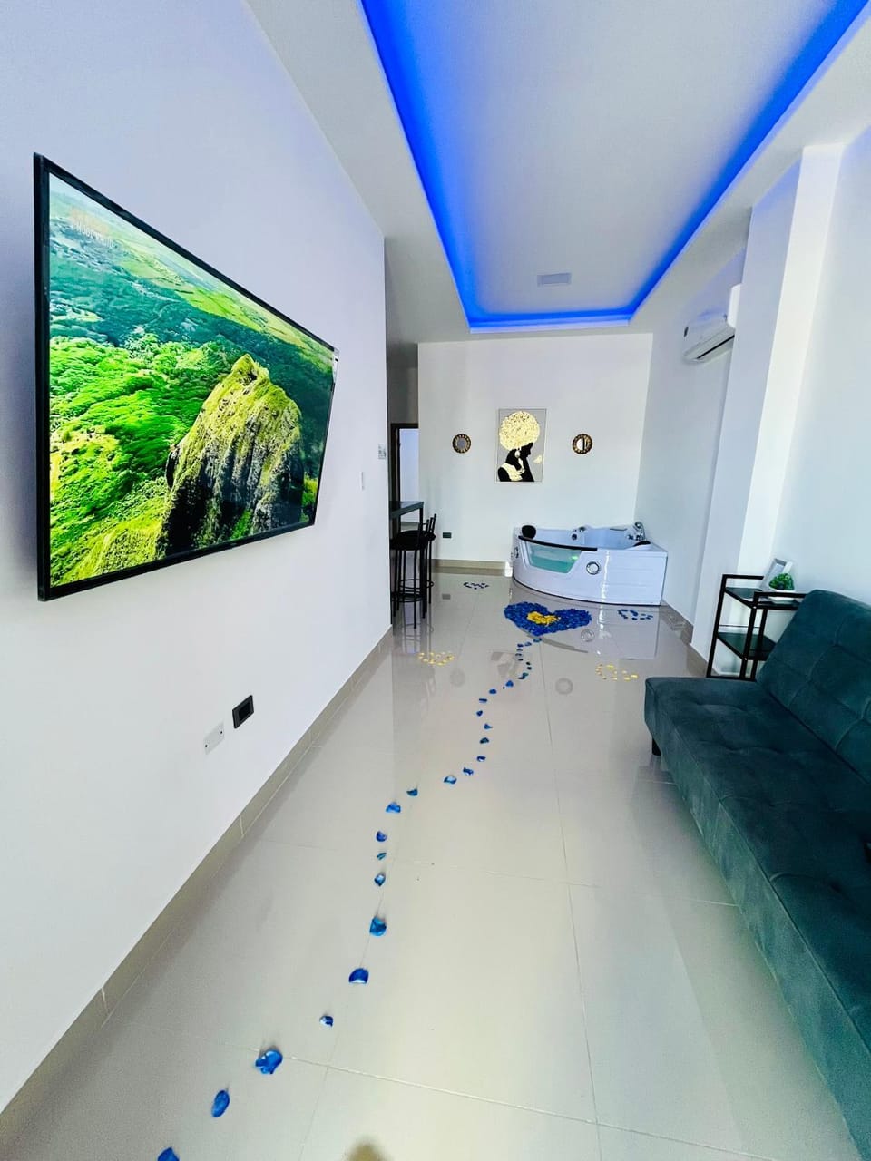 Suite Jacuzzi - Piso 2 - A 10min Consulado Americano Apartment in Guayaquil