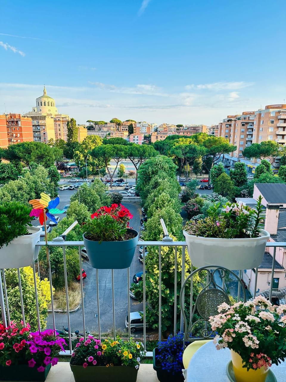 Natural landscape, Bird's eye view, Garden, City view, Street view, Location, Parking