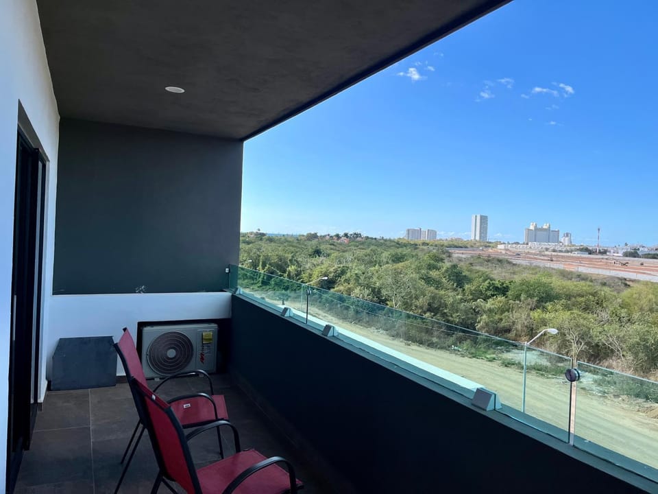 Loft de lujo con 9 albercas y vistas al campo de golf Apartment in Mazatlan