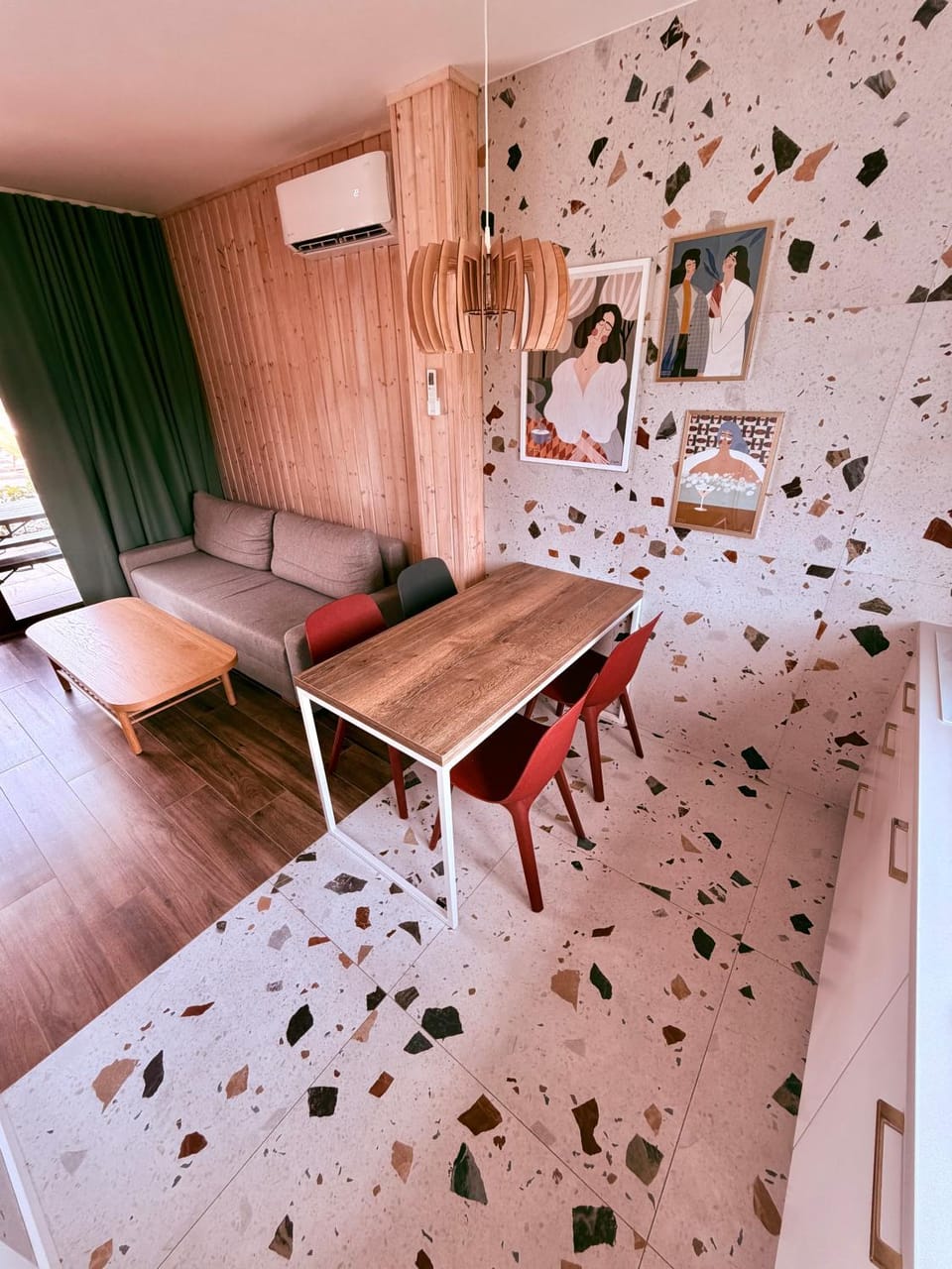 Morze Niechorze Domy całoroczne z podgrzewanym basenem, udogodnieniami dla dzieci House in West Pomeranian Voivodeship, Poland