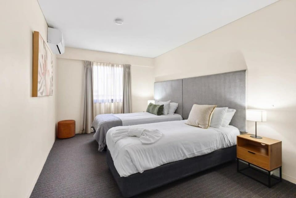 Spacious Holiday Apart on Hay St CBD Apartment in Perth